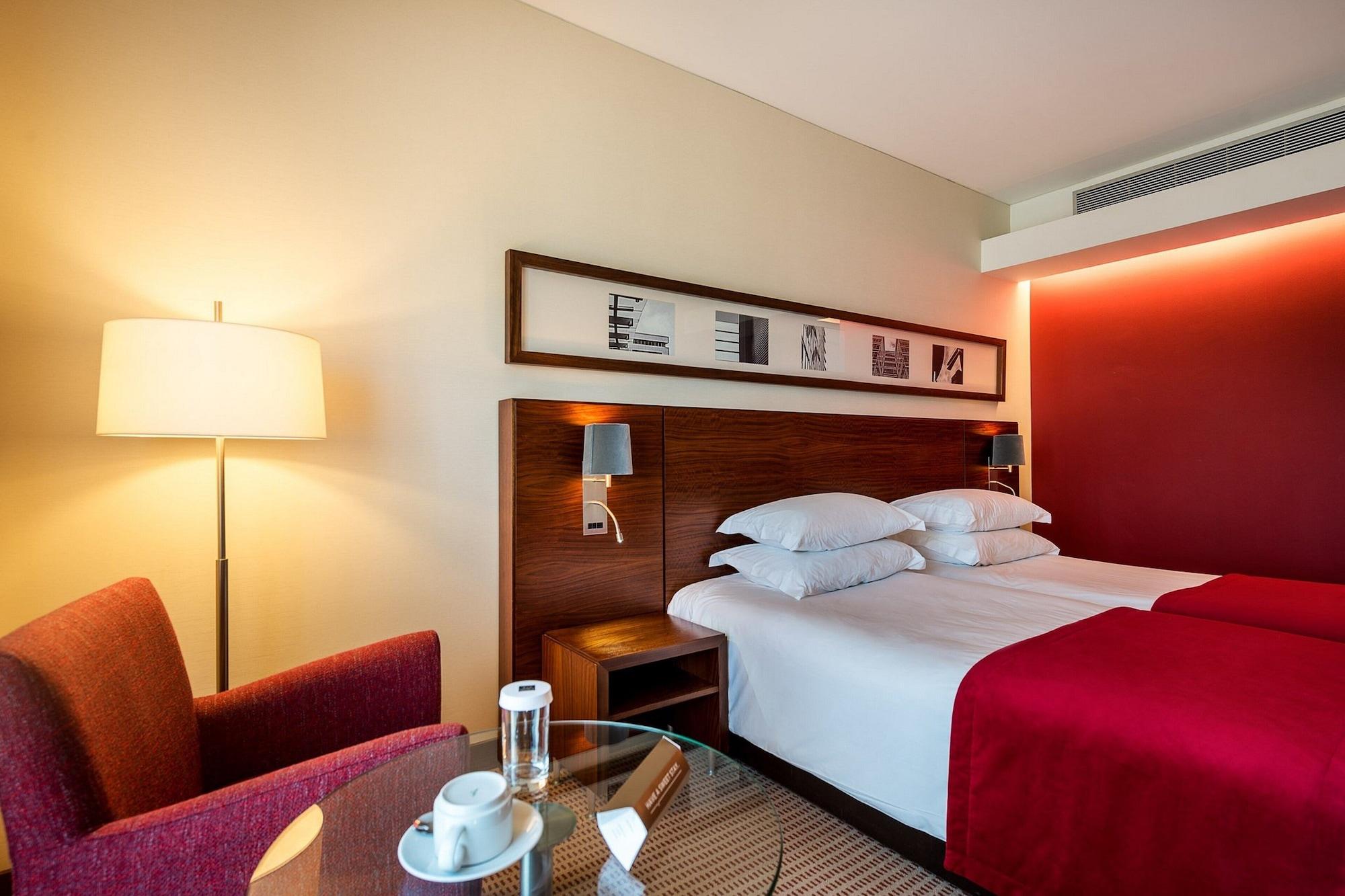 Porto Salvo  Lagoas Park Hotel מראה חיצוני תמונה